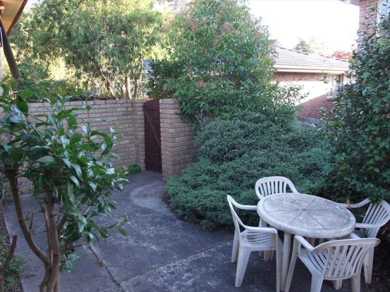 4/73 Laburnum Street, Blackburn VIC 3130