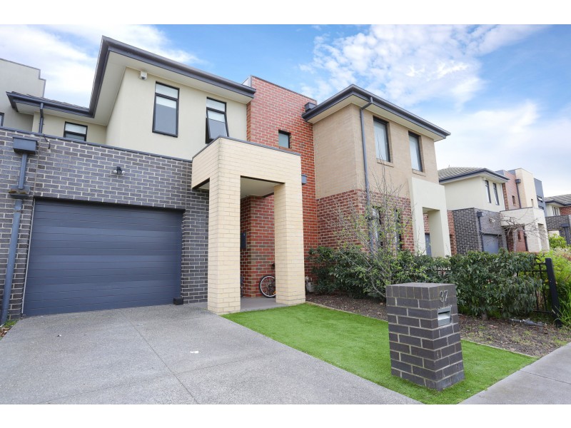 37 Botanic Drive, Clayton South VIC 3169