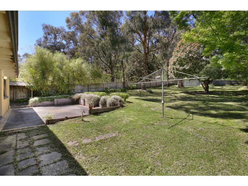 8  Frederick Street, Ferntree Gully VIC 3156