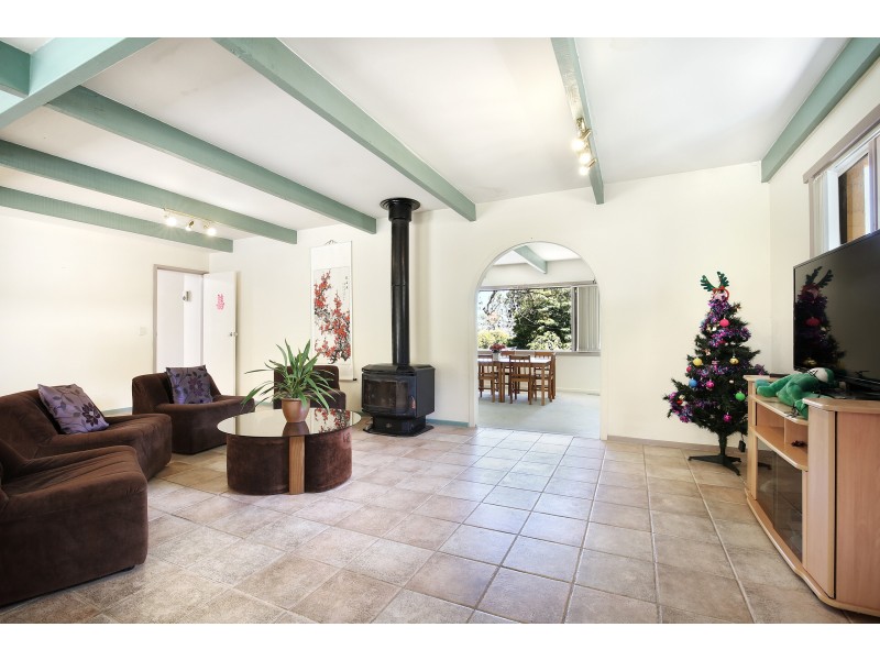 8  Frederick Street, Ferntree Gully VIC 3156