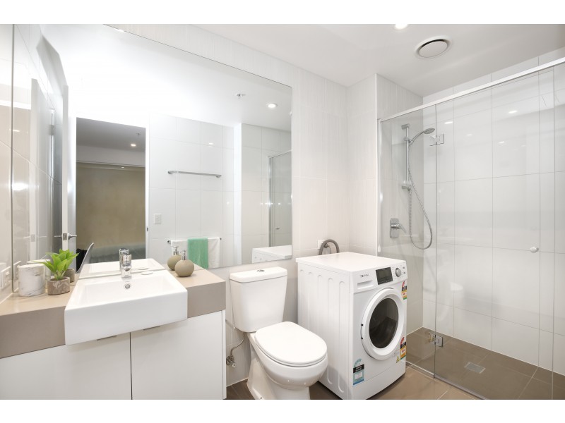 1904/151  City Road, Southbank VIC 3006