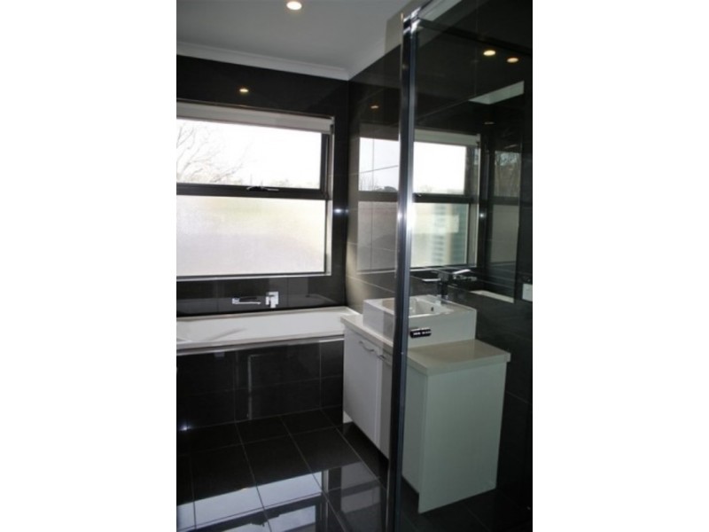 10B Boston Street, Ashwood VIC 3147