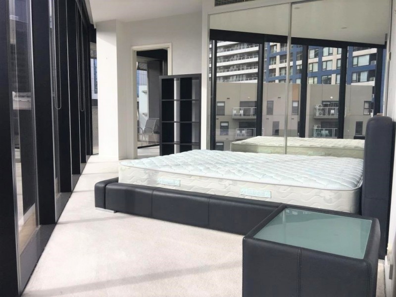 603/18 Waterview Walk, Docklands VIC 3008