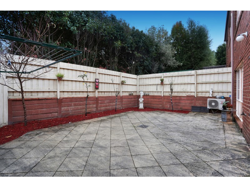 15  Saxonwood drive, Vermont South VIC 3133