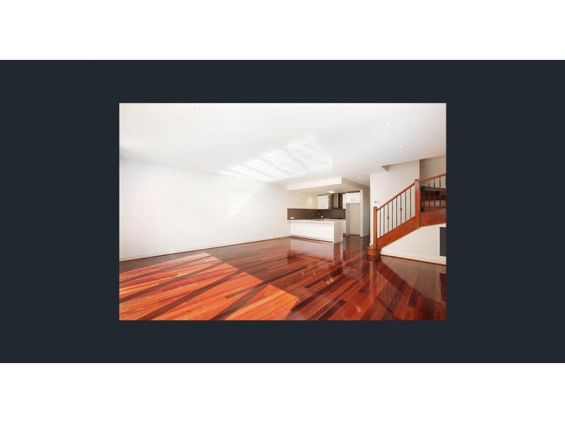 3/30 Fromhold Drive, Doncaster VIC 3108