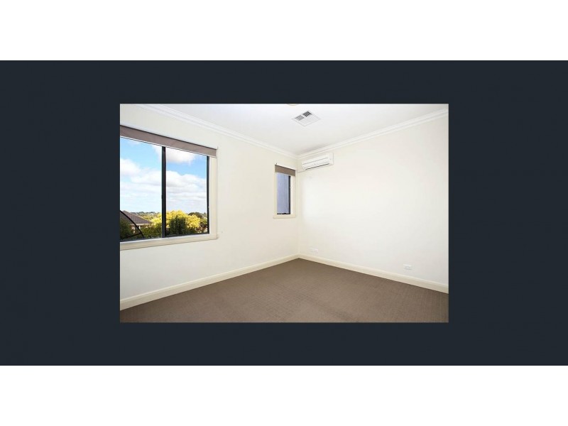 3/30 Fromhold Drive, Doncaster VIC 3108
