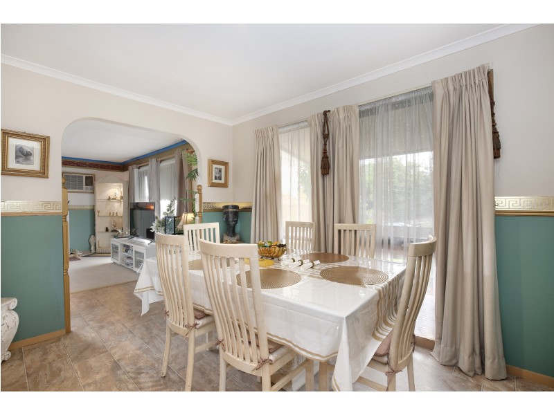8 Neptune Ct, Lilydale VIC 3140