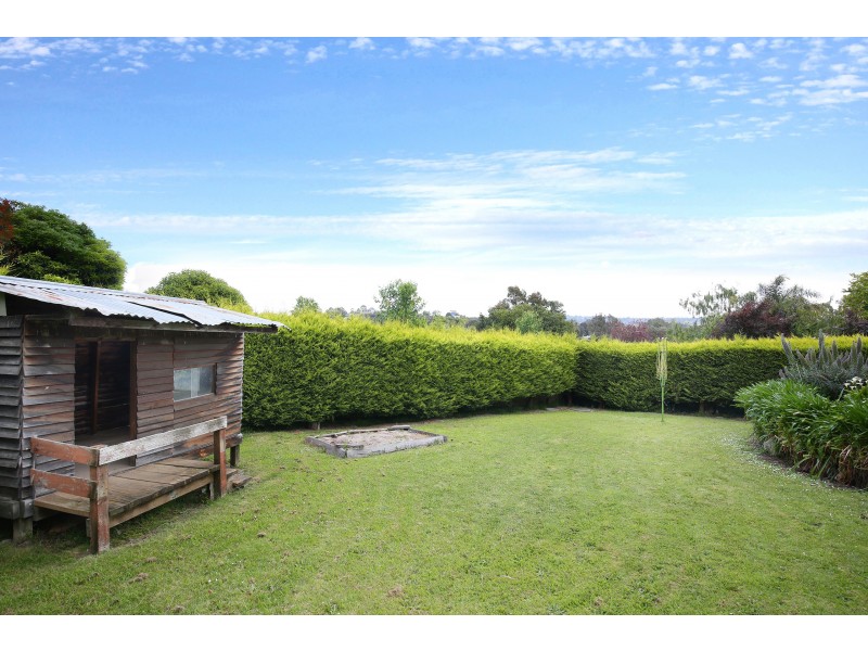 8 Neptune Ct, Lilydale VIC 3140