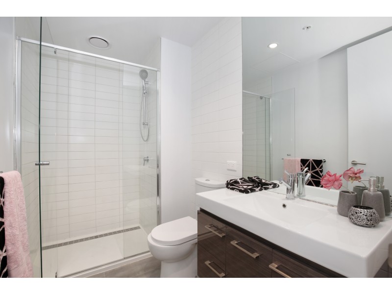 1034/18 Albert Street, Footscray VIC 3011