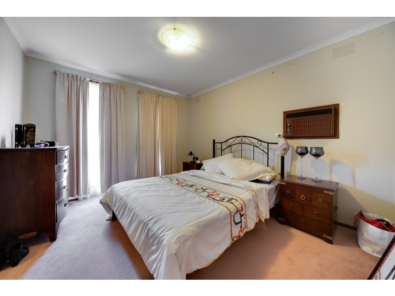 83 Camelot Drive, Glen Waverley VIC 3150