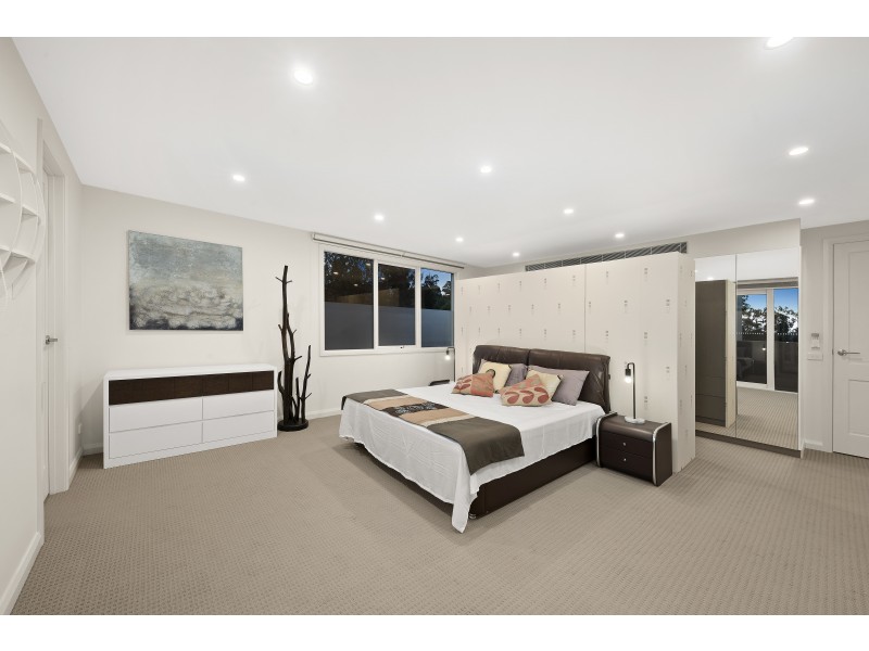 34 Peate Avenue, Glen Iris VIC 3146