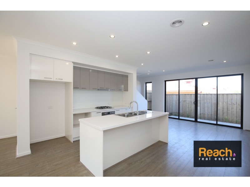 70 Quarter Circuit, Springvale VIC 3171