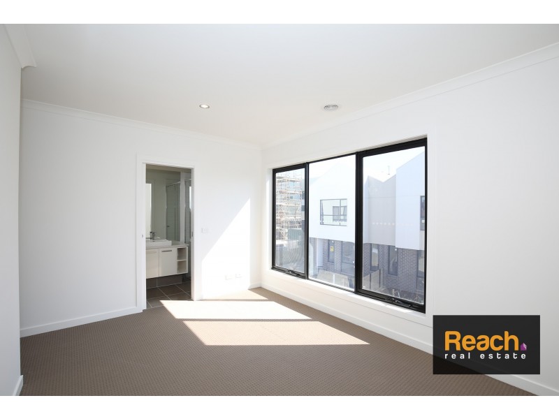 70 Quarter Circuit, Springvale VIC 3171