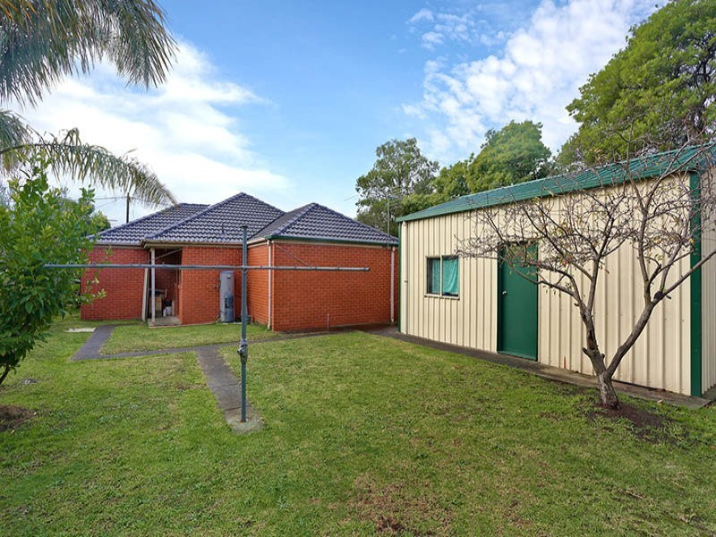 16 Swan Street, Blackburn South VIC 3130