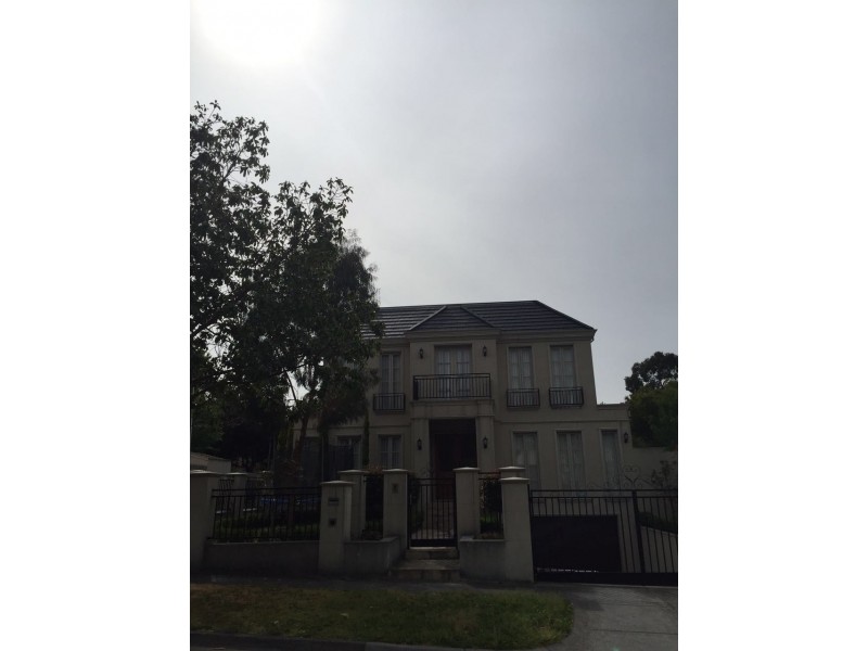 10 Walsh Street, Kew VIC 3101