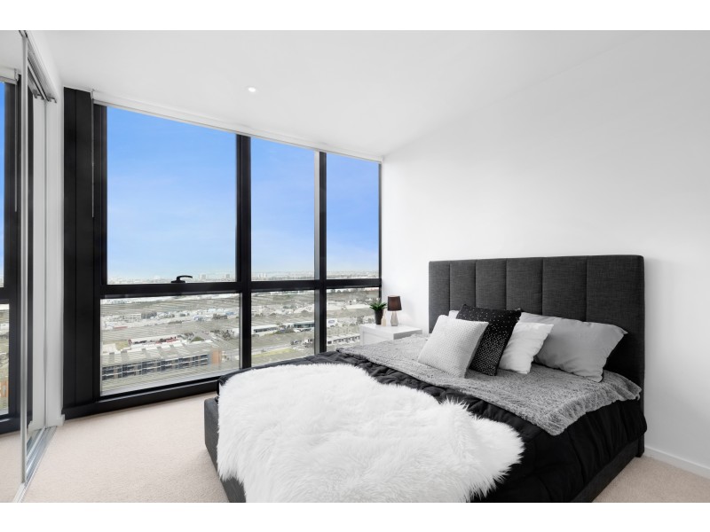 2203B/889-897 COLLINS STREET, Docklands VIC 3008