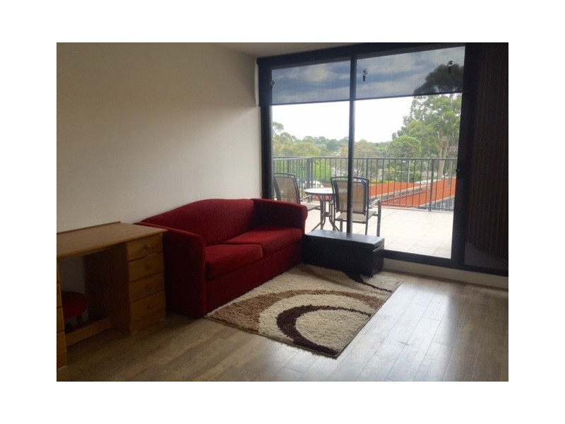 513/39 Kingsway, Glen Waverley VIC 3150