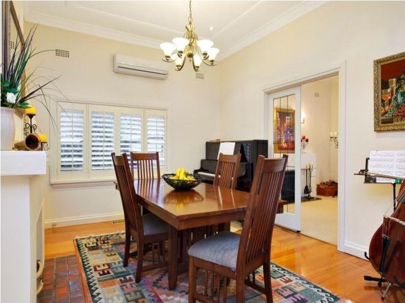 14 Cooba Street, Canterbury VIC 3126