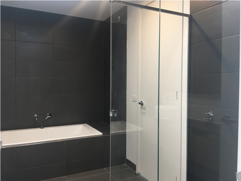 14 Jackson Green Boulevard, Clayton South VIC 3169