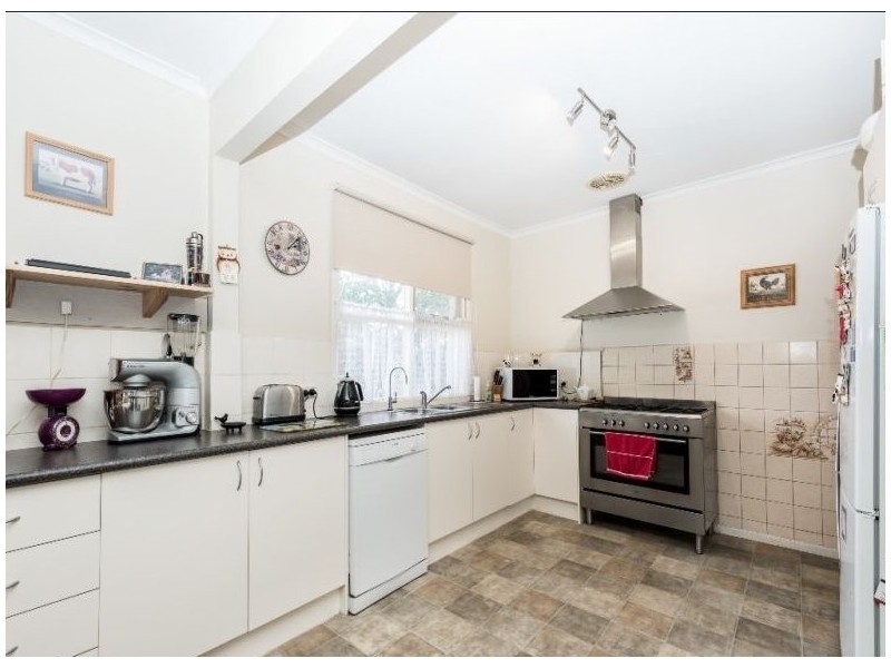 121 Scoresby Road, Bayswater VIC 3153