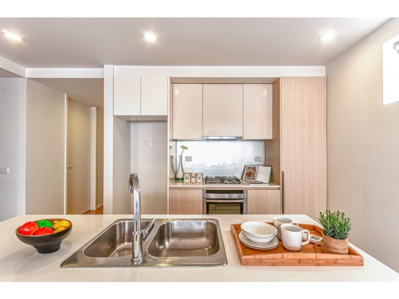 304/18 Berkeley Street, Doncaster VIC 3108