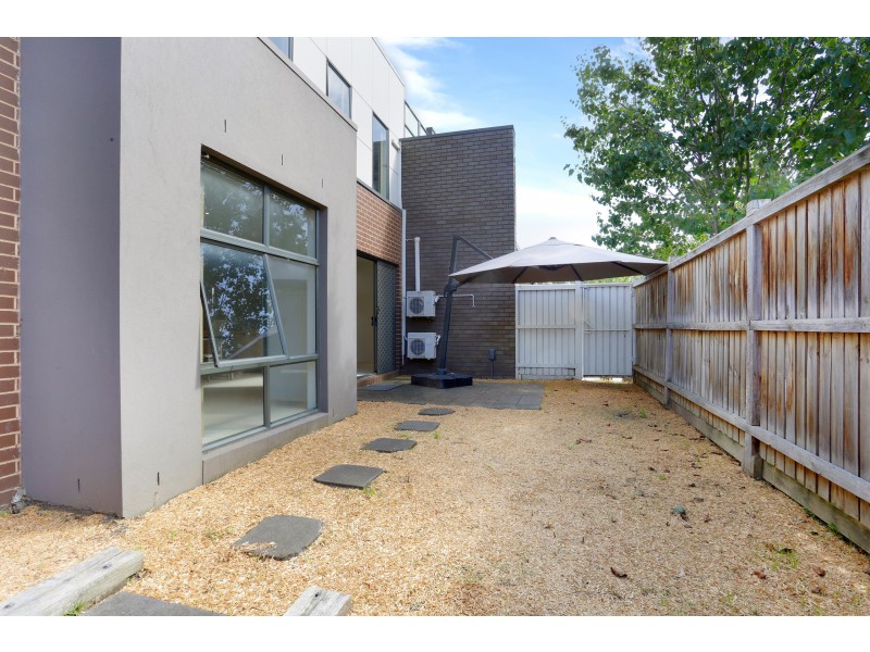 4 Gipps Ct, Mulgrave VIC 3170