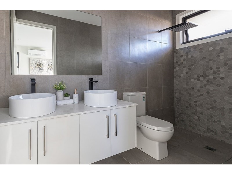 2,3/5 Foote Street, Templestowe Lower VIC 3107