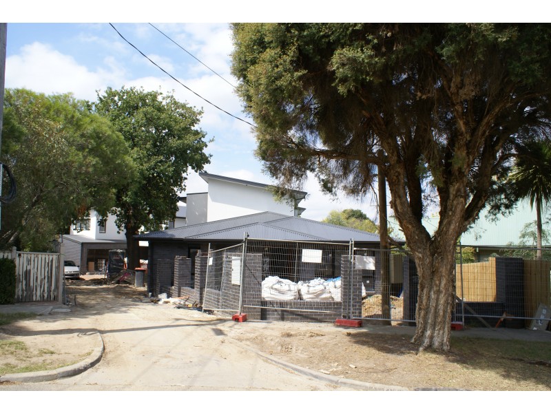 1-2/2  KAARUMBA GROVE, Balwyn VIC 3103