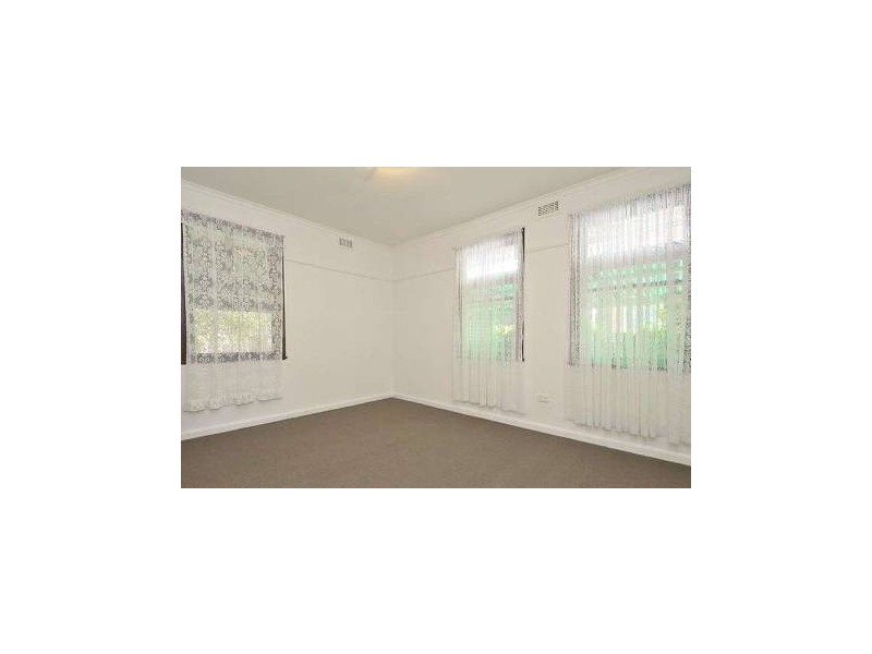 1/5 Malacca Street, Heidelberg West VIC 3081