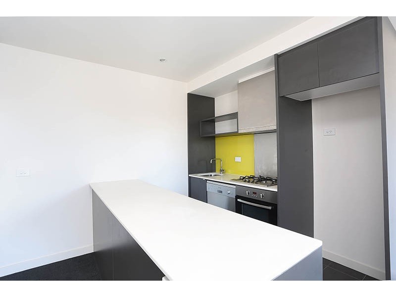 2 Greenham Place, Footscray VIC 3011