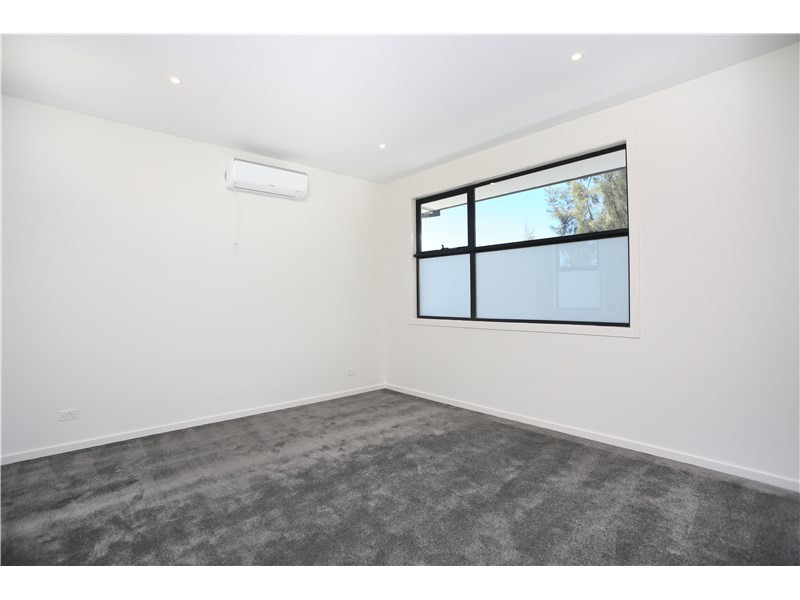 2/5 Foote Street, Templestowe Lower VIC 3107