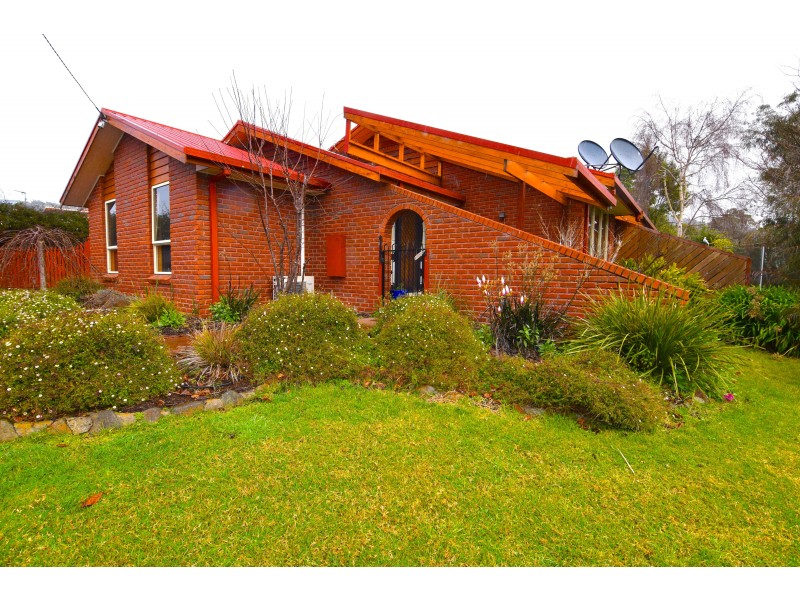 16 Irby Circus, Sisters Beach TAS 7321