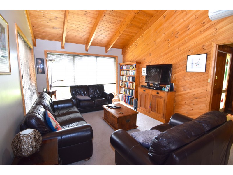 16 Irby Circus, Sisters Beach TAS 7321