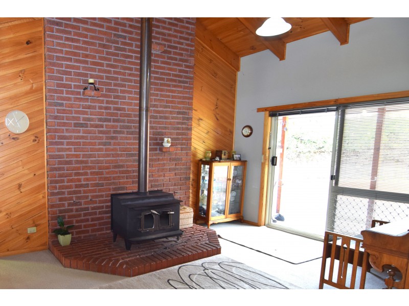 16 Irby Circus, Sisters Beach TAS 7321
