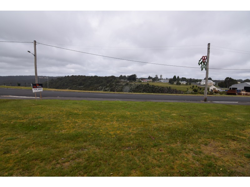 14 Main Street, Waratah TAS 7321
