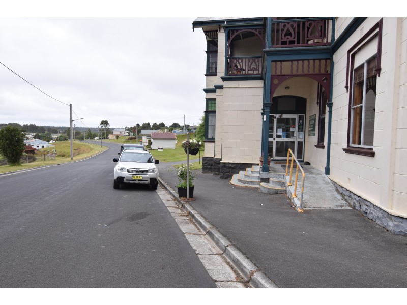 14 Main Street, Waratah TAS 7321