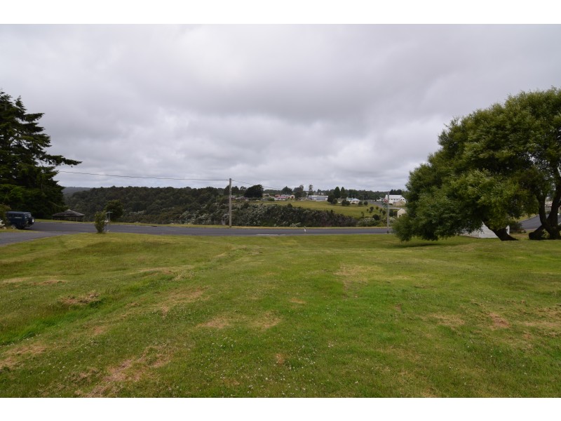 14 Main Street, Waratah TAS 7321