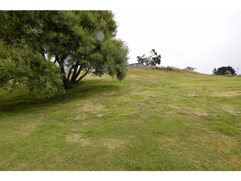 14 Main Street, Waratah TAS 7321