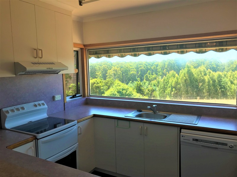 80 Reids Road, Somerset TAS 7322