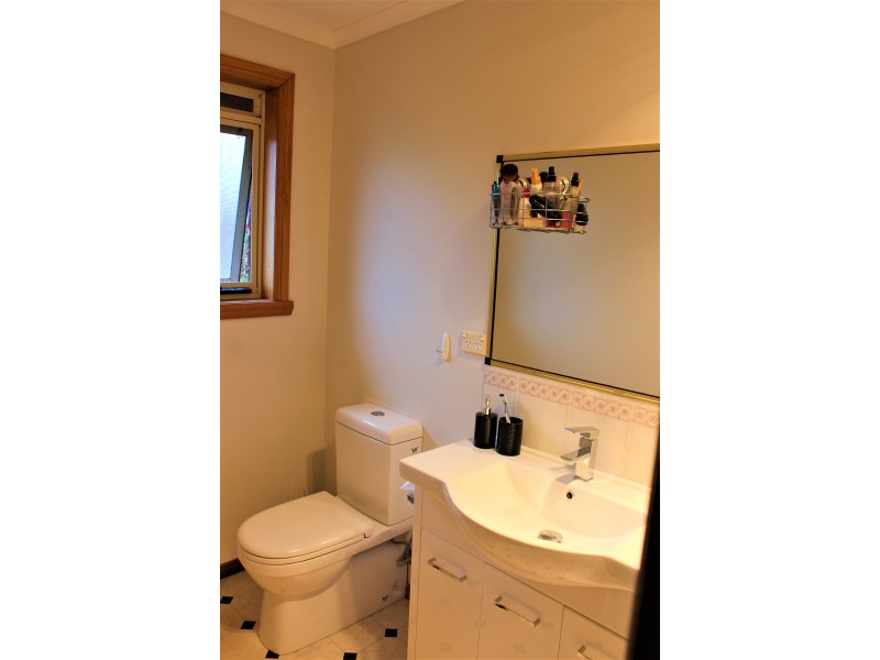 5 West Mooreville Road, Park Grove TAS 7320