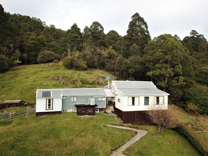 25 Peters Street, Tullah TAS 7321