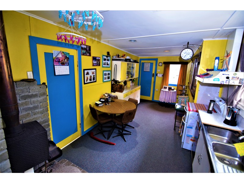 25 Peters Street, Tullah TAS 7321