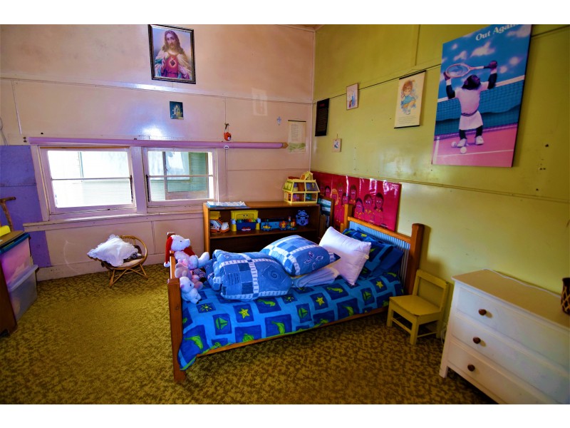 25 Peters Street, Tullah TAS 7321