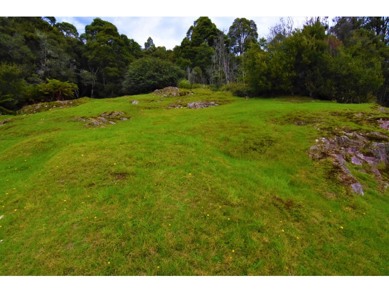 25 Peters Street, Tullah TAS 7321