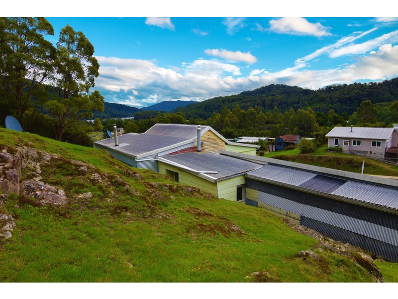 25 Peters Street, Tullah TAS 7321