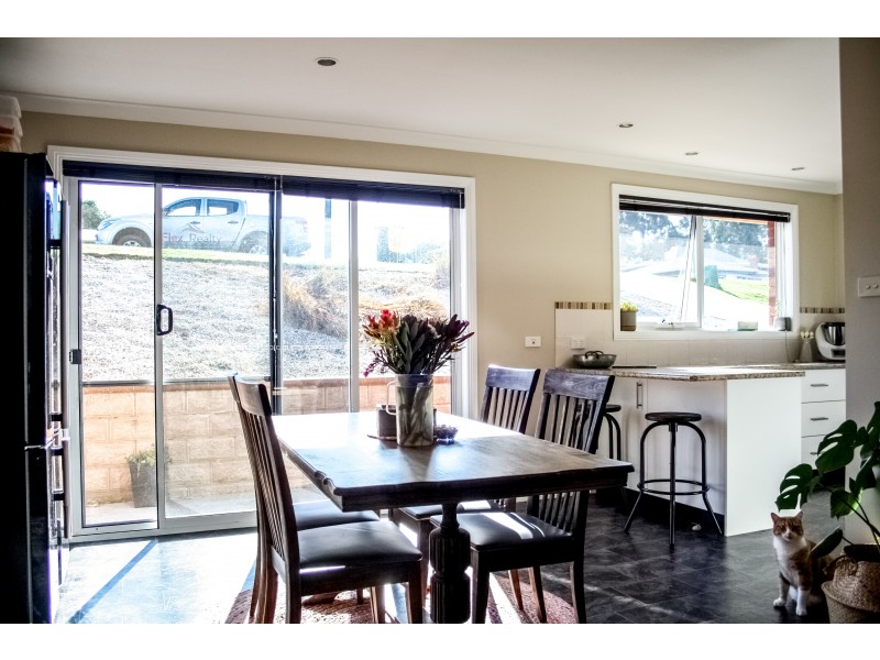 1/123 South Road, West Ulverstone TAS 7315