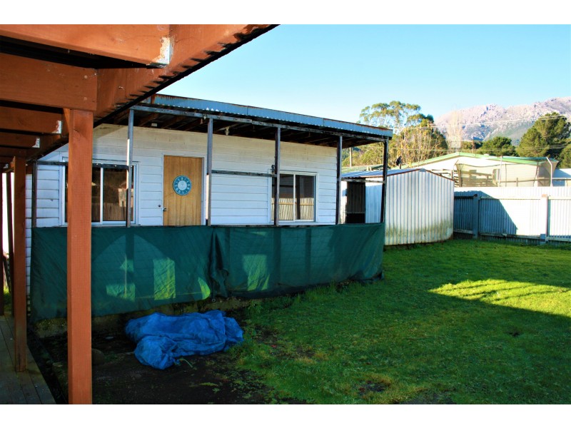 3 Evans Street, Queenstown TAS 7467