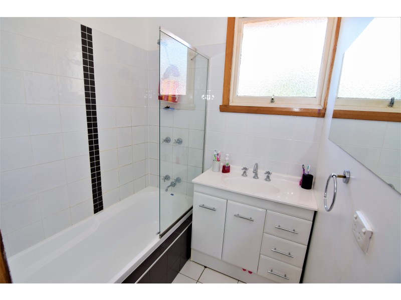 31 Ogden Street, Acton TAS 7320