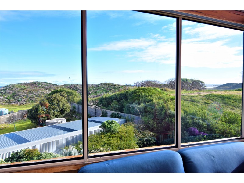 14 Airey Drive, Arthur River TAS 7330