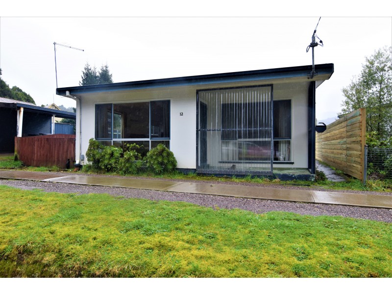 12 Preston Street, Queenstown TAS 7467